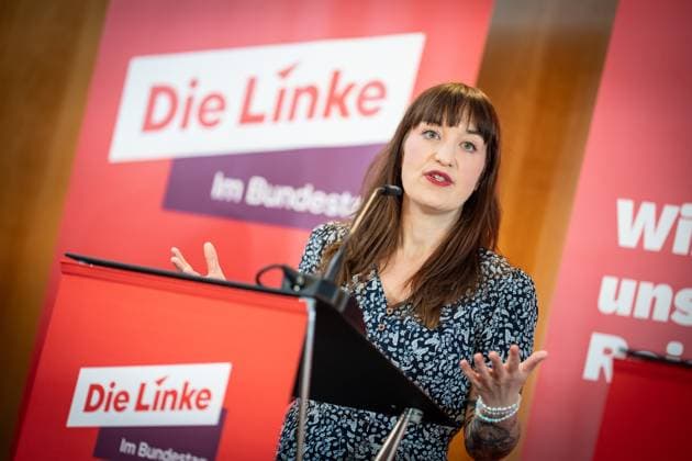 Parliamentary group chairwoman Heidi Reichinnek during her closing statement at the closed meeting of the parliamentary group of the Left Party in Gelsenkirchen Press statement at the end of the closed meeting , Gelsenkirchen NRW Germany PLAZA Hotel Gelsenkirchen