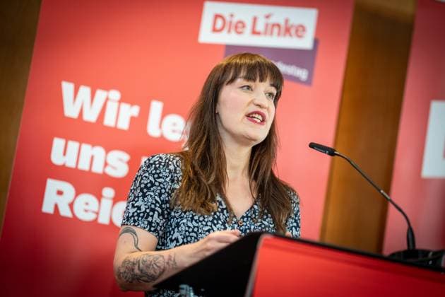 Parliamentary group chairwoman Heidi Reichinnek during her closing statement at the closed meeting of the parliamentary group of the Left Party in Gelsenkirchen Press statement at the end of the closed meeting , Gelsenkirchen NRW Germany PLAZA Hotel Gelsenkirchen