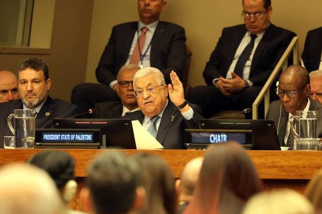 Palestinian President Mahmud Abbas in New York NEW YORK, UNITED STATES - MAY 15: (----EDITORIAL USE ONLY – MANDATORY CREDIT - PALESTINIAN PRESIDENCY HANDOUT - NO MARKETING NO ADVERTISING CAMPAIGNS - DISTRIBUTED AS A SERVICE TO CLIENTS----) Palestinian President Mahmud Abbas attend the commemoration ceremony of 75th anniversary of Israel s declaration of independence, which Palestinians call the Great Catastrophe (Nakba), and its forced migration of Palestinians at the United Nations Headquarters in New York, United States on May 15, 2023. A commemoration ceremony was held for the first time at the United Nations (UN) for the Nakba (Great Catastrophe). New York United States. Editorial use only. Please get in touch for any other usage.  Copyright: x2025xAnadoluxPalestinianxPresidencyx