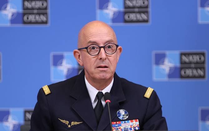 NATO Military Committee in Chiefs of Defence Session in Brussels BRUSSELS, BELGIUM - MAY 10: NATO Supreme Allied Commander for Transformation (SACT) General Philippe Lavigne holds a joint press conference within Military Committee in Chiefs of Defence Session at NATO Headquarters, in Brussels, Belgium on May 10, 2023. Brussels Hoofdstedelijk Gewest Belçika. Editorial use only. Please get in touch for any other usage.  Copyright: x2025xAnadoluxDursunxAydemirx