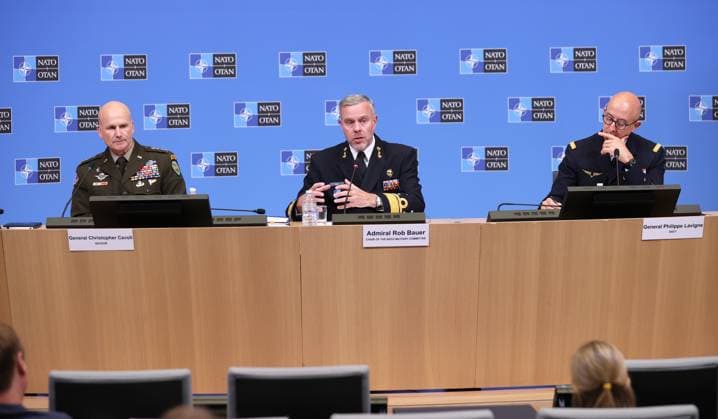 NATO Military Committee in Chiefs of Defence Session in Brussels BRUSSELS, BELGIUM - MAY 10: Chair of the NATO Military Committee Rob Bauer (C), NATO Supreme Allied Commander Europe (SACEUR) General Christopher G. Cavoli (L) and NATO Supreme Allied Commander for Transformation (SACT) General Philippe Lavigne (R) hold a joint press conference within Military Committee in Chiefs of Defence Session at NATO Headquarters, in Brussels, Belgium on May 10, 2023. Brussels Hoofdstedelijk Gewest Belçika. Editorial use only. Please get in touch for any other usage.  Copyright: x2025xAnadoluxDursunxAydemirx