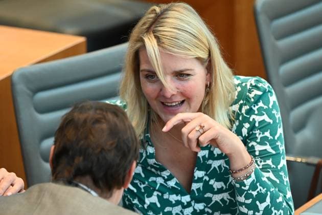 v l Thorsten SCHICK, Chairman of the CDU parliamentary group Christina SCHULZE FOECKING, Schulze Föcking, CDU parliamentary group Debate on the Act on the Adoption of the Budget of the State of North Rhine-Westphalia for the Financial Year 2026 Budget Act 2026 HHG 2026 100 Session of the State Parliament of North Rhine-Westphalia, in the State Parliament of N