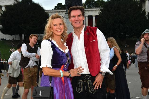 Veronica Ferres and Carsten Maschmeyer at the Wiesn Almauftrieb at the Oktoberfest in Munich on 21 09 2025 Wiesn Almauftrieb at the Oktoberfest 2025 in Munich