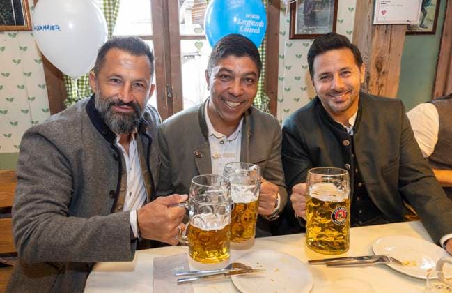 Hasan Salihamid i Salihamidzic Brazzo , Giovane ƒlber Elber , Claudio Pizarro Plettis Wiesn Legends Lunch and Sky Deutschland Fernsehen GmbH in the Käfer Festzelt at the Oktoberfest in Munich Date 25 09 2025