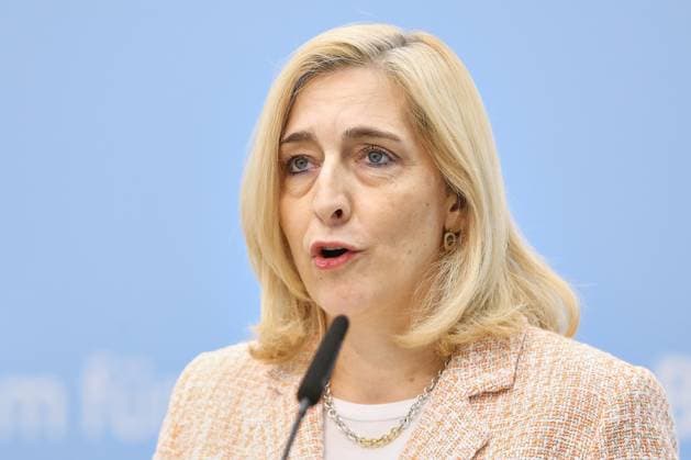 Berlin, Germany, 25 09 2025 Ministry of Health Statement on the constituent meeting of the Health Finance Commission Federal Minister of Health Nina Warken CDU Copyright: xdtsxNachrichtenagenturx dts_84863
