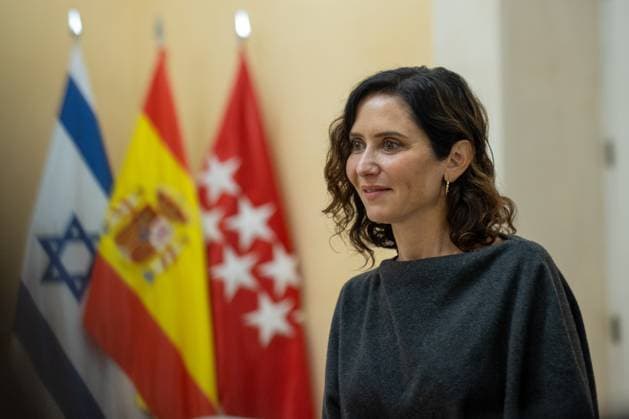 September 25, 2025, Madrid, Spain: The President of the Community of Madrid, Isabel Diaz Ayuso, this morning in Madrid. The President of the Community of Madrid, Isabel Diaz Ayuso, holds a meeting at the Real Casa de Correos, the headquarters of the regional government, with the Chargà d Affaires of the Israeli Embassy in Spain, Dana Erlich. Madrid Spain - ZUMAs197 20250925_aaa_s197_286 Copyright: xDavidxCanalesx