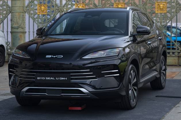 : Turin, Italy. 27th September 2025. Byd Seal U DM-i at Turin Car Show 2025 (Salone Auto Torino)  - ZUMAp169 20250927_zea_p169_883 Copyright: xMarcoxDestefanisx