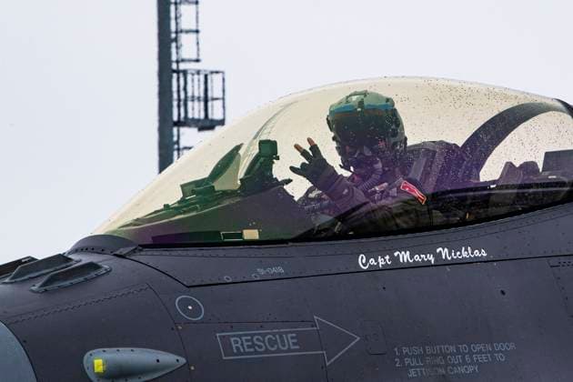 Russia Ukraine Conflict: Operation European Support March 1, 2022 - Fetesti, Romania - A U.S. Air Force F-16 Fighting Falcon pilot from the 480th Expeditionary Fighter Squadron at Spangdahlem Air Base, Germany, prepares to take off at the 86th Air Base, Romania, March 1, 2022. The ability to deploy air forces at short notice to host airbases or austere locations across NATO™s European area of responsibility is essential for timely and coordinated response for any contingency. Copyright: xU.S.xAirxForcex