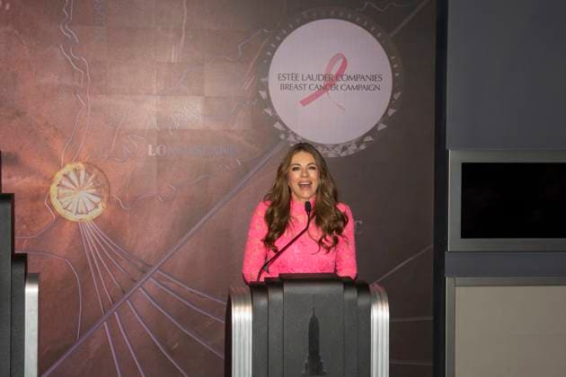 October 1, 2025, New York, New York, USA: ELIZABETH HURLEY visits The Empire State Building to honor The Esto e Lauder CompaniesÃ¢â‚¬â ¢ Breast Cancer Campaign and Breast Cancer Awareness Month in New York. 1 October 2025 New York USA - ZUMAa265 20251001_zep_a265_007 Copyright: xEricxAcquayex