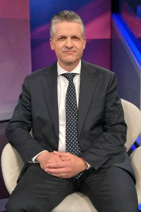 Thorsten Frei on the ARD talk show maischberger in Studio Berlin Adlershof Berlin, 01 10 2025 Foto:xM.xBehrensx xFuturexImagex maischberger0101_5007