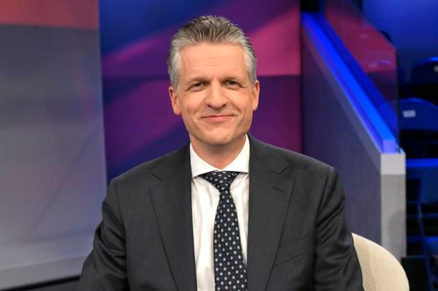 Thorsten Frei on the ARD talk show maischberger in Studio Berlin Adlershof Berlin, 01 10 2025 Foto:xM.xBehrensx xFuturexImagex maischberger0101_5010