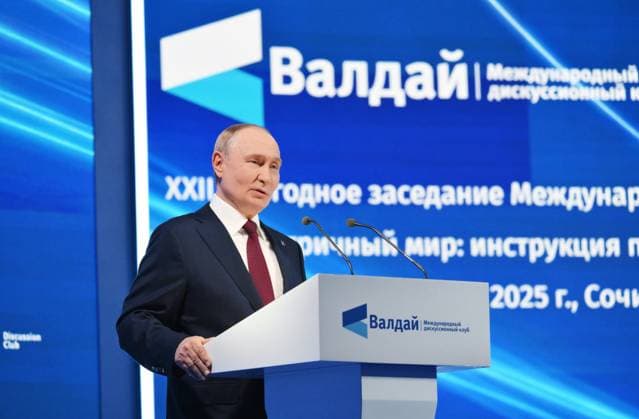 Russia Putin Valdai Discussion Club 9018295 02.10.2025 Russian President Vladimir Putin delivers a speech during a plenary session The Polycentric World: Instructions for Use of the Valdai International Discussion Club in Sochi, Krasnodar region, Russia. Grigory Sysoev Sputnik Sochi Krasnodar region Russia  Copyright: xGrigoryxSysoevx