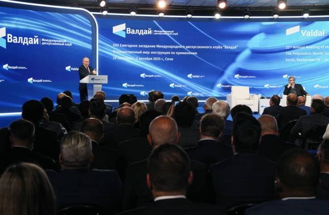 Russia Putin Valdai Discussion Club 9018327 02.10.2025 Russian President Vladimir Putin delivers a speech during a plenary session The Polycentric World: Instructions for Use of the Valdai International Discussion Club in Sochi, Krasnodar region, Russia. Mikhail Metzel Sputnik Sochi Krasnodar region Russia  Copyright: xMikhailxMetzelx