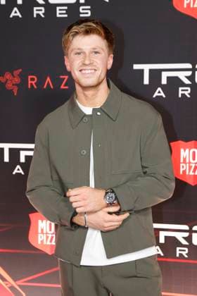 October 6, 2025, Los Angeles, California, USA: Robert Irwin at the World Premiere of Tron Ares at the TCL Chinese Theatre IMAX Los Angeles USA - ZUMAg107 20251006_zep_g107_201 Copyright: xNinaxPrommerx