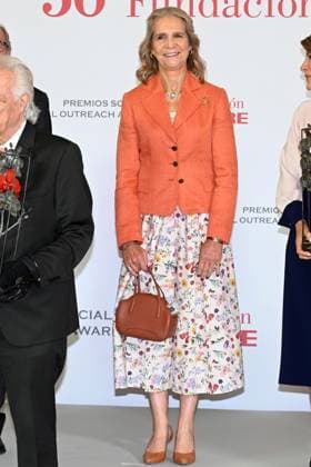 Queen Sofia presides over the presentation of the Social Awards of the Mapfre Foundation 2025 Infanta Elena during the presentation of the Social Awards of the Mapfre Foundation 2025 at the Real Casino, on October 8, 2025, in Madrid Spain FAMOUS AWARDS MAFRE FOUNDATION ROYALTY José Madrid Madrid Madrid Spain  Copyright: xJosÃ xOlivax 7012506