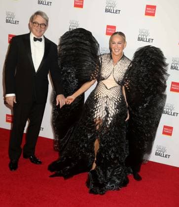 October 8, 2025, New York, New York, USA: Actors MATTHEW BRODERICK and SARAH JESSICA PARKER seen at the New York City Balletâ€⠢s 2025 Fall Fashion Gala held at the David H. Koch Theater at Lincoln Center. New York USA - ZUMAk03_ 20251008_zaf_k03_041 Copyright: xNancyxKaszermanx