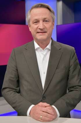 Nikolaus Blome on the ARD talk show maischberger in Studio Berlin Adlershof Berlin, 08 10 2025 Foto:xM.xBehrensx xFuturexImagex maischberger0810_5012