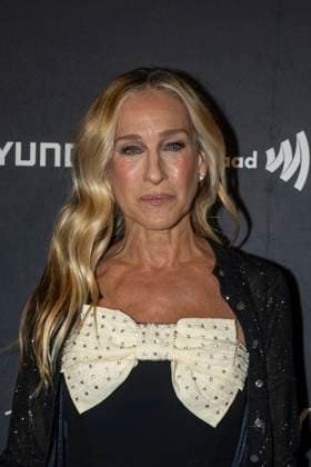 October 10, 2025, New York, New York, United States: Sarah Jessica Parker attends GLAAD s 40th Anniversary Gala at Cipriani 25 Broadway in New York City. New York United States - ZUMAs197 20251010_aaa_s197_555 Copyright: xRonxAdarx