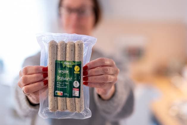 Vegan bratwurst Copyright: xThorstenxWagnerx