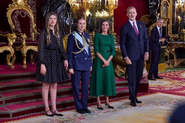 October 12, 2025, Madrid, Madrid, Spain: KING FELIPE VI of Spain and QUEEN LETIZIA of Spain CROWN PRINCESS LEONOR of Spain and PRINCESS SOFIA of Spain attend a reception during the National Day at the Royal Palace Madrid Spain - ZUMAc260 20251012_zep_c260_051 Copyright: xMikexChicorrox