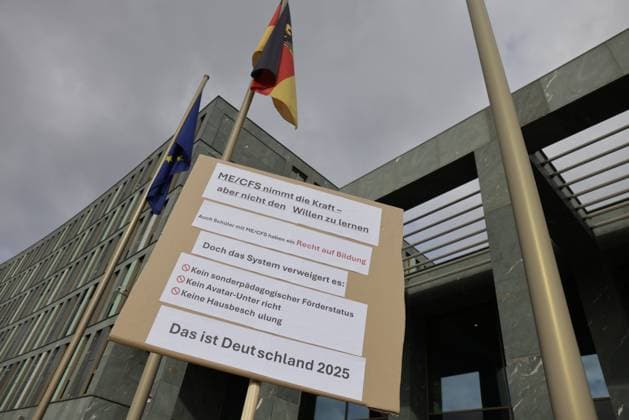 Germany, Berlin, ME CFS buried alive where is the Research Decade Demonstration in front of the Federal Ministry of Research, Technology and Space BMFTR