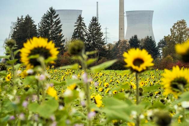 Decommissioned Gundremmingen nuclear power plant, cooling towers will be blown up on Saturday, Sonnenblumenfeld, Gundremmingen, October 20, 2025 Germany, Gundremmingen, October 20, 2025, decommissioned Gundr