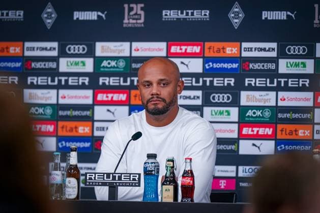 Germany Soccer Bundesliga 2025 26, 8 Matchday Borussia Mönchengladbach vs FC Bayern Munich Borussia Park Mönchengladbach Vincent Kompany Coach, FC Bayern Munich Press Conference, Media Mönchengladbach North Rhine-Westphalia Germany Copyright: xJOERANxSTEINSIEKx