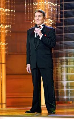 ARCHIVE Freddy Quinn Singer and actor Freddy Quinn on the occasion of the ZDF television show Willkommen bei Carmen Nebel on 29 10 2005 ARCHIVE RECORD, date estimated 20251025JWM0026