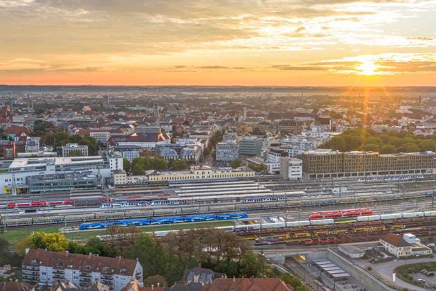 Magnificent sunrise in late summer over Augsburg in Bavarian Swabia View of Augsburg in the morning around the Wertach Auen Augsburg Thelottviertel Bavaria Germany Copyright: xmultimaps360 Rochaux 20250920_A-Thelottviertel_m08