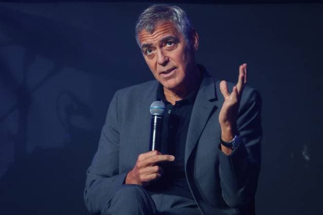 Freedom Games In Lodz, Poland American actor, director and producer George Clooney, attends the meeting A Captivating Story during the Freedom Games in Lodz, Poland on October 25, 2025. The Freedom Games are the leading festival of ideas in Central and Eastern Europe. It brings together representatives of the world of politics, culture, business and public life from home and abroad in panel discussions, author meetings, speeches, workshops, concerts and artistic performances. Lodz Poland Copyright: xBeataxZawrzelx originalFilename: zawrzel-freedomg251025_np1jL.jpg