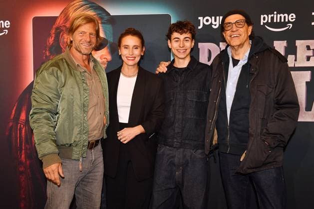 Henning Baum, Peri Baumeister, Lauri Kroeck and Helmfried von Luettichau at the premiere for season 6 of Der letzte Bulle on 27 10 2025 at the Gloria Palast in Munich After the last episode in 2014, the series will be continued from 31 10 2025 with new episodes on Amazon Prime and from 24 11 2025 on Sat 1 John Premier