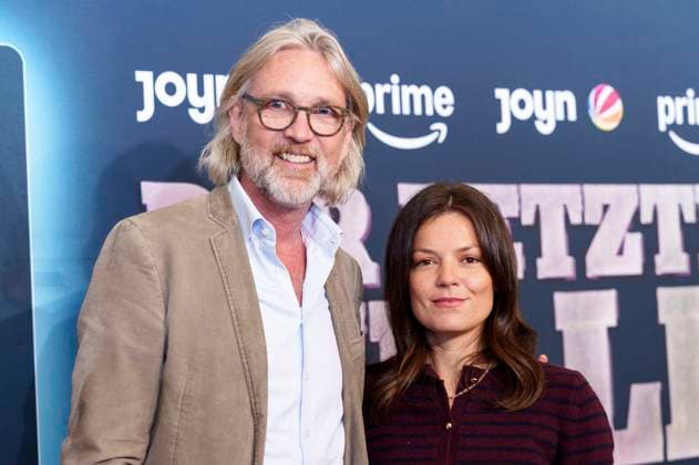Marc Rasmus and Friederike Sophie Galley at the premiere of the Prime Video SAT 1 series Der letze Bulle at the Gloria Palast Munich, 27 10 2025 Foto:xN.xKolinzx xFuturexImagex bulle_5012