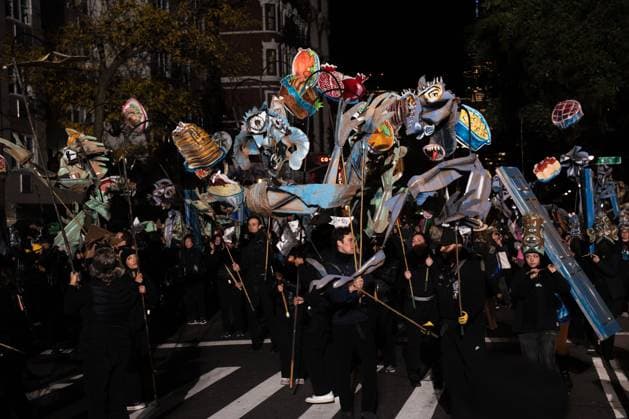 October 31, 2025, New York, New York, USA: Participants at the NYC Village Halloween Parade in Manhattan. New York USA - ZUMAg280 20251031_znp_g280_006 Copyright: xYoavxGinsburgx
