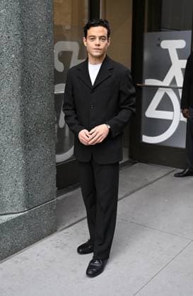 Rami Malek spotted leaving LIVE with Kelly And Mark TV show in New York City Featuring: Rami Malek Where: New York City, New York, United States When: 03 Nov 2025 Credit: Elder Ordonez INSTARimages EDITORIAL USE ONLY. NOT FOR USE BY NEWSPAPERS BASED IN THE UK. Copyright: xx instar55238650