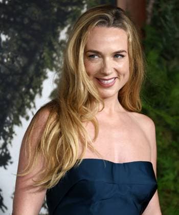 Premiere Of Netflix s Train Dreams Irish actress Kerry Condon arrives at the Premiere Of Netflix s Train Dreams held at The Egyptian Theatre Hollywood in Hollywood, Los Angeles, California, United States. The Egyptian Theatre Hollywood, Hollywood, Los Angeles, California, USA California United States  Copyright: xImagexPressxAgencyx originalFilename: collin-premiere251104_npMch.jpg