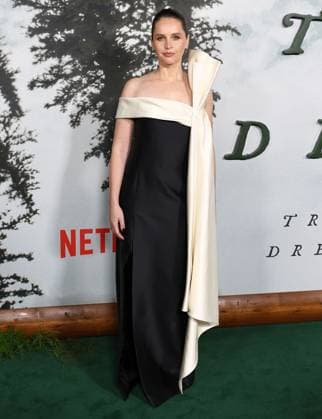 Premiere Of Netflix s Train Dreams English actress Felicity Jones arrives at the Premiere Of Netflix s Train Dreams held at The Egyptian Theatre Hollywood in Hollywood, Los Angeles, California, United States. The Egyptian Theatre Hollywood, Hollywood, Los Angeles, California, USA California United States  Copyright: xImagexPressxAgencyx originalFilename: collin-premiere251104_npkAL.jpg
