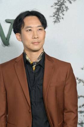 Train Dreams Premiere - Los Angeles, USA LOS ANGELES, USA. November 03, 2025: Alfred Hsing at the premiere for Train Dreams at Egyptian Theatre Los Angeles CA USA  Copyright: xPaulxSmith Featureflashx
