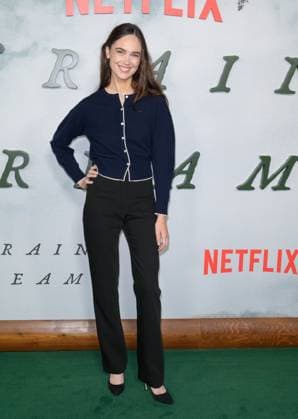 Train Dreams Premiere - Los Angeles, USA LOS ANGELES, USA. November 03, 2025: Maeve Whalen at the premiere for Train Dreams at Egyptian Theatre Los Angeles CA USA  Copyright: xPaulxSmith Featureflashx