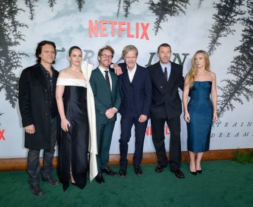 Train Dreams Premiere - Los Angeles, USA LOS ANGELES, USA. November 03, 2025: Clifton Collins Jr., Felicity Jones, Clint Bentley, William H. Macy, Joel Edgerton & Kerry Condon at the premiere for Train Dreams at Egyptian Theatre Los Angeles CA USA  Copyright: xPaulxSmith Featureflashx