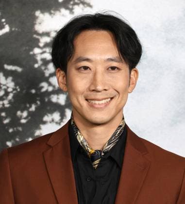 Premiere Of Netflix s Train Dreams HOLLYWOOD, LOS ANGELES, CALIFORNIA, USA - NOVEMBER 03: American martial artist, actor, and stuntman Alfred Hsing arrives at the Premiere Of Netflix s Train Dreams held at The Egyptian Theatre Hollywood on November 3, 2025 in Hollywood, Los Angeles, California, United States., Credit:Juan Pablo Rico Avalon United States, California, Hollywood, The Egyptian Theatre Hollywood  Copyright: xJuanxPabloxRicox xAvalonx 1050184791
