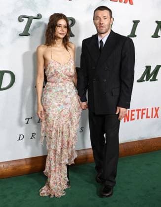 Premiere Of Netflix s Train Dreams HOLLYWOOD, LOS ANGELES, CALIFORNIA, USA - NOVEMBER 03: Christine Centenera and boyfriend Joel Edgerton arrive at the Premiere Of Netflix s Train Dreams held at The Egyptian Theatre Hollywood on November 3, 2025 in Hollywood, Los Angeles, California, United States., Credit:Juan Pablo Rico Avalon United States, California, Hollywood, The Egyptian Theatre Hollywood  Copyright: xJuanxPabloxRicox xAvalonx 1050184839
