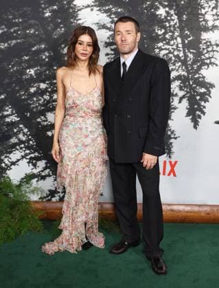 Premiere Of Netflix s Train Dreams HOLLYWOOD, LOS ANGELES, CALIFORNIA, USA - NOVEMBER 03: Christine Centenera and boyfriend Joel Edgerton arrive at the Premiere Of Netflix s Train Dreams held at The Egyptian Theatre Hollywood on November 3, 2025 in Hollywood, Los Angeles, California, United States., Credit:Juan Pablo Rico Avalon United States, California, Hollywood, The Egyptian Theatre Hollywood  Copyright: xJuanxPabloxRicox xAvalonx 1050184852