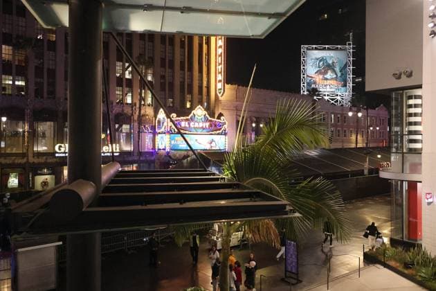 November 3, 2025, Los Angeles, California, USA: General Atmosphere at the World Premiere of 20th Century Studios Predator: Badlands at the TCL Chinese Theatre IMAX Los Angeles USA - ZUMAg107 20251103_zep_g107_059 Copyright: xNinaxPrommerx