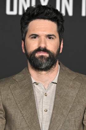 Dan Trachtenberg at the premiere of the movie Predator Badlands at the TCL Chinese Theater Los Angeles, 03 11 2025 Foto:xD.xStarbuckx xFuturexImagex predator_5173