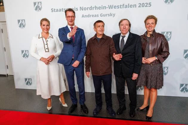 04 11 2025 Düsseldorf NRW Minister-President Hendrik Wüst awards the State Prize to photographer Andreas Gursky The laudatory speech will be given by Susann