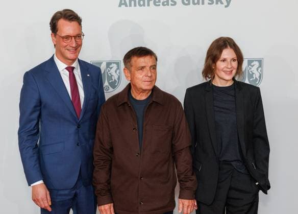 04 11 2025 Düsseldorf NRW Minister-President Hendrik Wüst awards the State Prize to photographer Andreas Gursky The laudatory speech will be given by Susann