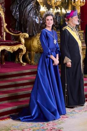 November 4, 2025, Madrid, Madrid, Spain: KING FELIPE VI of Spain and QUEEN LETIZIA of Spain welcomed His Majesty HAITHAM BIN TARIQ, Sultan of Oman, to a gala dinner Madrid Spain - ZUMAc260 20251104_zep_c260_075 Copyright: xMikexChicorrox