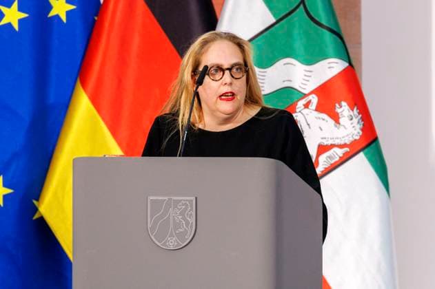 Susanne Pfeffer at the presentation of the State Prize of North Rhine-Westphalia 2025 to photographer Andreas Gursky at K21 Düsseldorf, 04 11 2025 Foto:xO.xLangelx xFuturexImagex staatspreis_5128