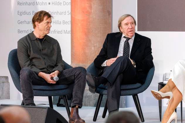 Campino and Günter Netzer at the presentation of the State Prize of North Rhine-Westphalia 2025 to photographer Andreas Gursky at K21 Düsseldorf, 04 11 2025 Foto:xO.xLangelx xFuturexImagex staatspreis_5139