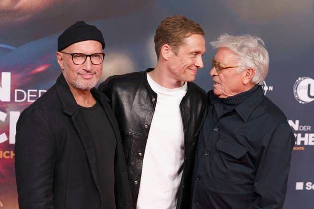 Benno FuÌˆrmann, Matthias Schweighöfer and Henry Hübchen at the premiere of the movie Das Leben der Wünsche at Mathäser Filmpalast Munich, 04 11 2025 Foto:xN.xKolinzx xFuturexImagex wuensche_5167